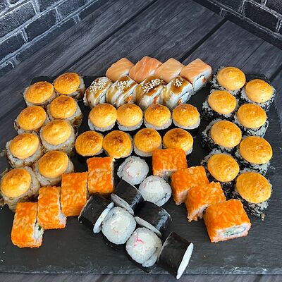 Сет Микс в Акрополь по цене 1999 ₽