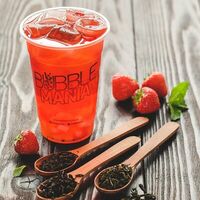 Чёрный чай с сиропом и топпингом в Bubble Mania Bubble Tea