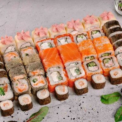 Сет Микс мидл в Суши Мастер по цене 1189 ₽