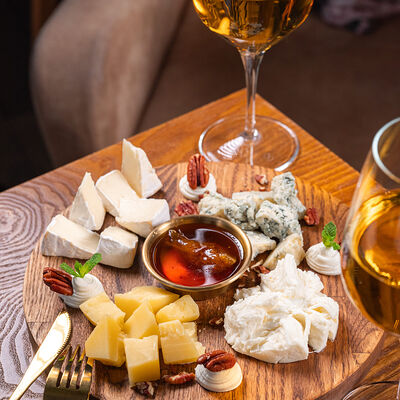 Сет сыров в Just Residence по цене 1490 ₽