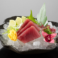 Сашими Тунец бигай в Naomi Sushi