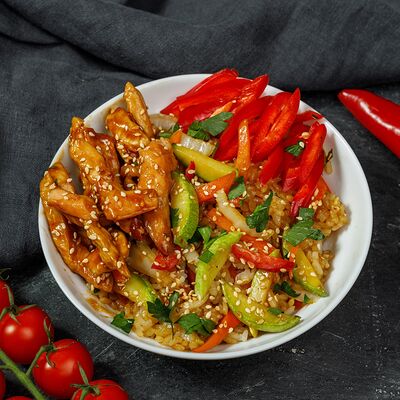 Вок с рисом и овощами в Sushi Pizza Top по цене 450 ₽