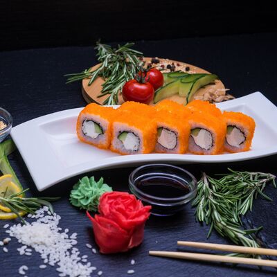 Ролл Калифорния классик в Sushi & Susi по цене 499 ₽