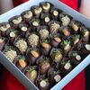 Клубника в шоколаде Nuts box L в Mosfresa по цене 5190