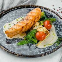 Стейк из семги в Цурцум