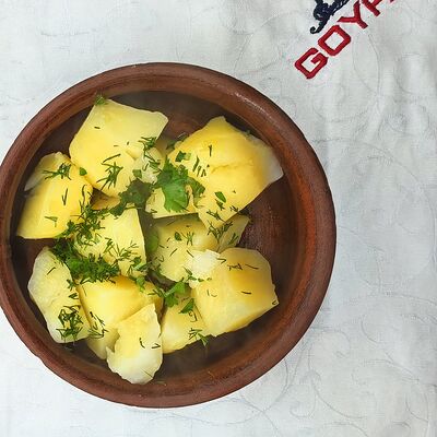 Картофель отварной в Шафран по цене 215 ₽