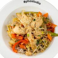 Удон сао га в Pho Studio