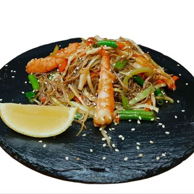 Вок с креветками в Суши Панда по цене 569 ₽