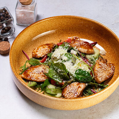 Салат Чикен Чиз в Чайка по цене 560 ₽