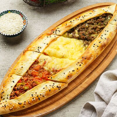 Пиде ассорти в Галата по цене 790 ₽