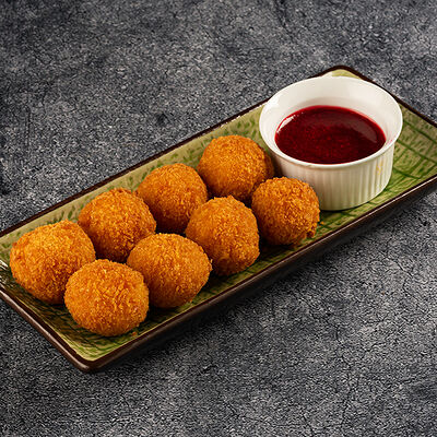 Сырные шарики с чоризо в BeerLogovo по цене 460 ₽