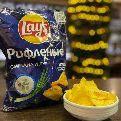 Чипсы Lays рифленые Сметана и лук в Шаурма Хаус по цене 139 ₽