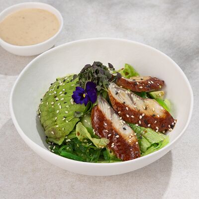 Салат с угрём в Delicates Club по цене 1025 ₽