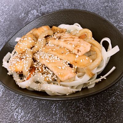 Удон с морепродуктами в Тако по цене 607 ₽