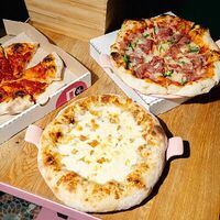 Логотип Round pizza-bar & КК