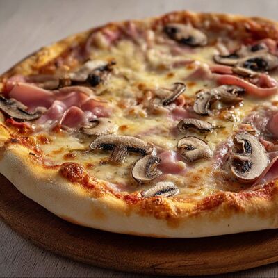 Пицца Блокбастер (30 см) в Хайп Пицца-бар по цене 1340 ₽