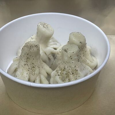 Хинкали со свино-говяжьим фаршемв Гриль Барс по цене 515 ₽