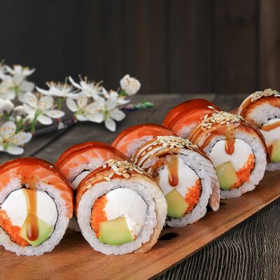 Ассорти из Сливочных роллов в Вкусные Суши Premium по цене 660