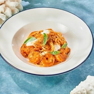 Спагетти с креветками и страчателлой в Рыбаlove по цене 550 ₽
