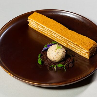 Медовик в Гоголь по цене 440 ₽