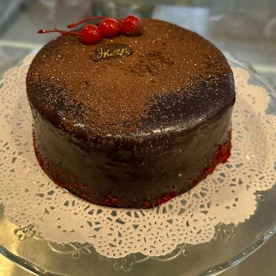 Торт Чёрный лес в Кондитерская Эклер по цене 3760 ₽
