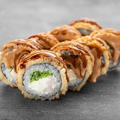 Темпура с курицей в ROLLS KING SUSHI KINGDOM по цене 909 ₽