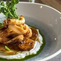 Кальмар в соусе унаги с печеными овощами в More More