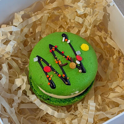 Макарон Елочная игрушка фисташка в Сладости и Радости Советская по цене 240 ₽