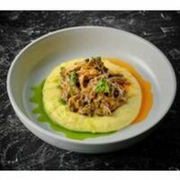 Говядина в сливочном соусе в GORDOST