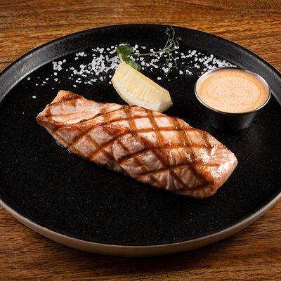 Стейк из семги в Cernovar по цене 1430 ₽
