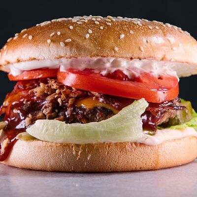 Фирменный M в Бургер Сайз по цене 719 ₽