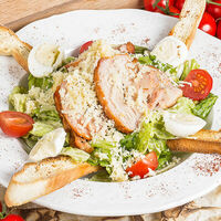 Салат Цезаридзе в Мушмула