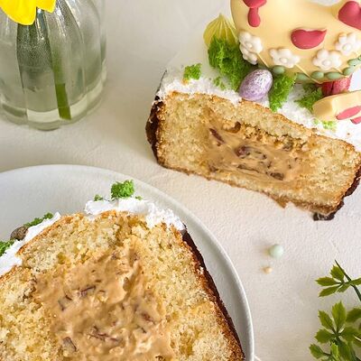 Кулич творожный с начинкой пекан-карамель в Tortterry по цене 1550