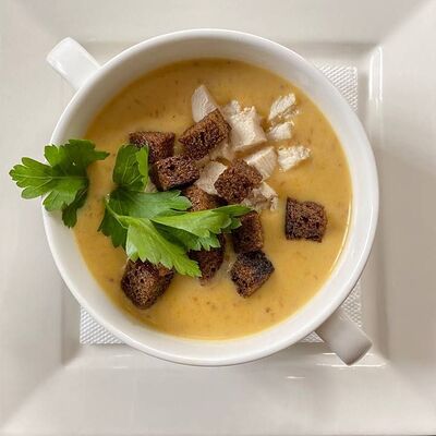 Суп-крем гречневый с филе птицы в Длинный нос по цене 200 ₽