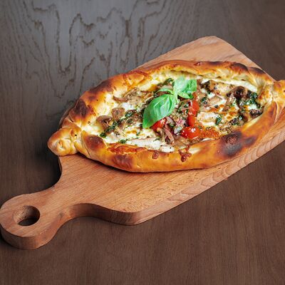 Хачапури с куриным шашлыком и грибами в Кинза по цене 470