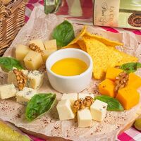 Сырное плато в Луиджи & Тосё