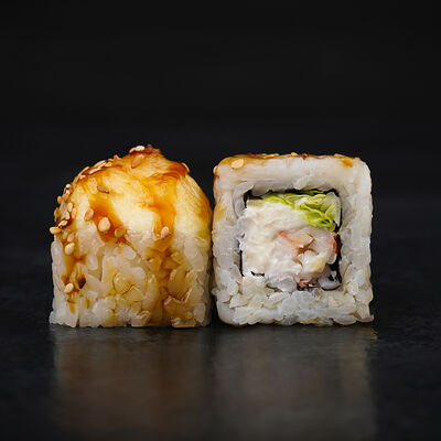 Ролл со сливочным крабом в Суши Фикс по цене 270 ₽
