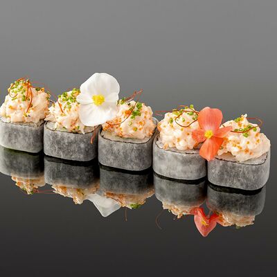 Ролл Гребешок трюфель в OUGI по цене 1650 ₽