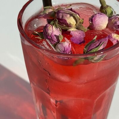 Лимонад Вишня-апельсин-корица в В завязке по цене 260 ₽