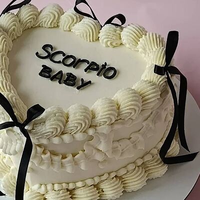Торт ламбет в виле сердца С надписью scorpio baby в Кондитерская №1кофейня по цене 5000 ₽