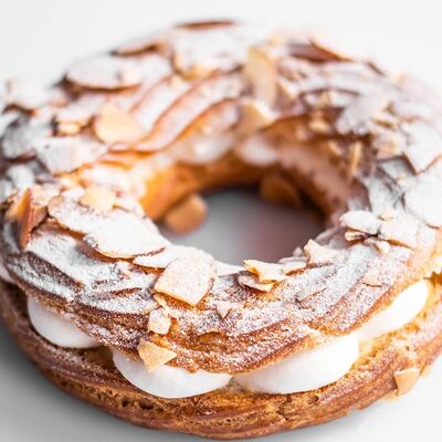 Творожное кольцо в Эклерная по цене 390 ₽