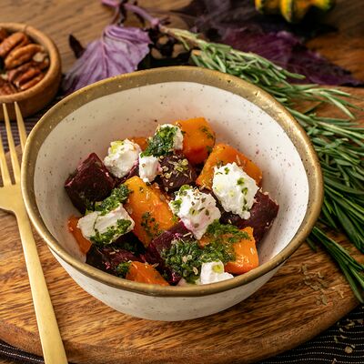 Салат с тыквой и свеклой в Шампурико Kitchen по цене 195 ₽