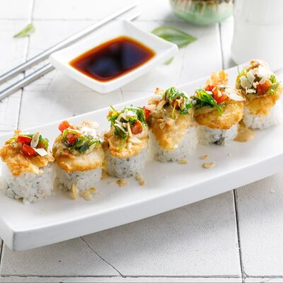 Темпурный ролл с лососем в Баклажан в ТЦ 