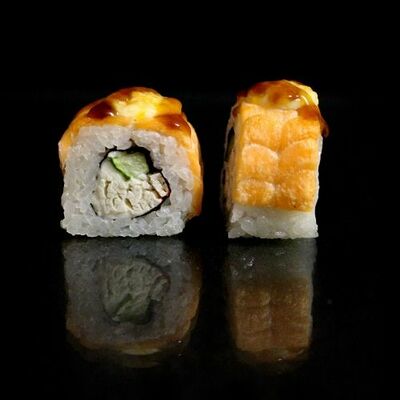 Ролл Акита в Bonito sushi по цене 594 ₽