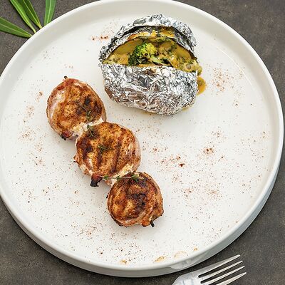 Курица с беконом на гриле в Мой кофе по цене 988 ₽