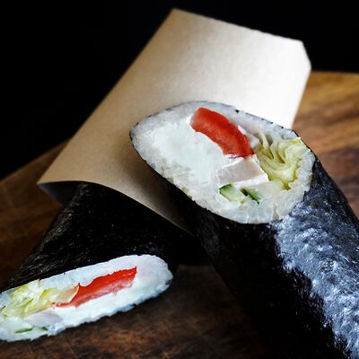 Шауролл с курицей в Rollup по цене 550 ₽