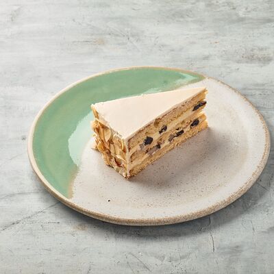 Карамельный торт с черносливом и грецким орехом в Мамука по цене 730 ₽