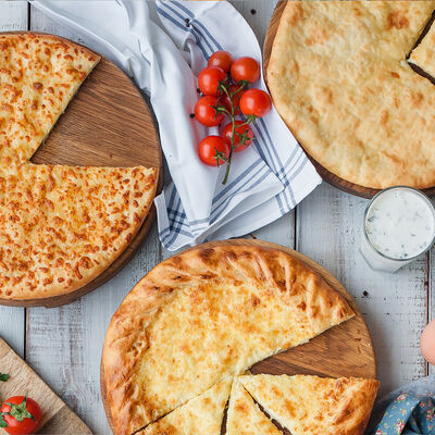 Три хачапури на выбор в Пряности & Радости на Васильевском по цене 999