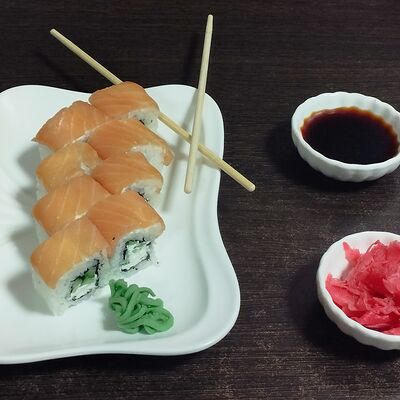 Ролл Филадельфия с атлантическим лососем в Ноев Ковчег по цене 600 ₽