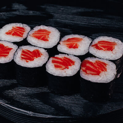 Лосось маки в BBS Kitchen по цене 369 ₽